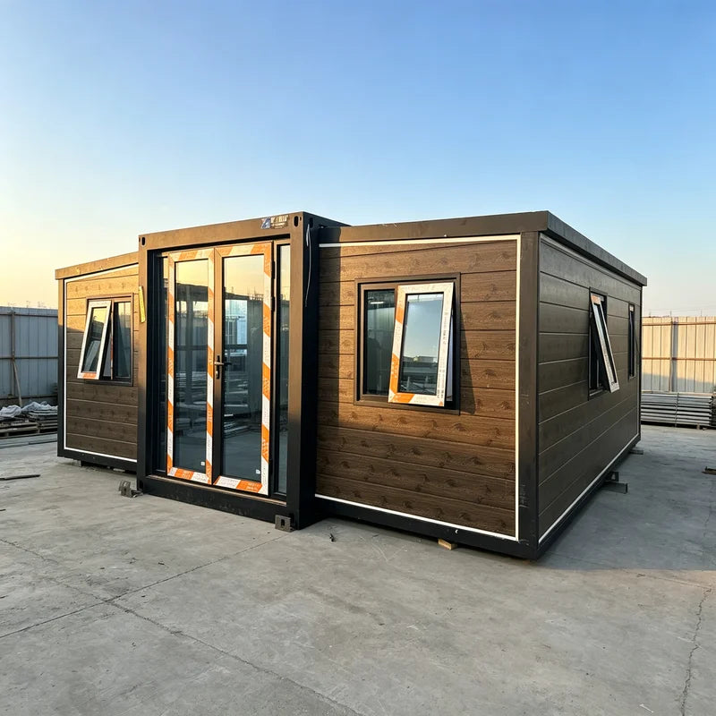 Container House Portable Steel 40ft Unit for Beach Cabin Modular Tiny Home