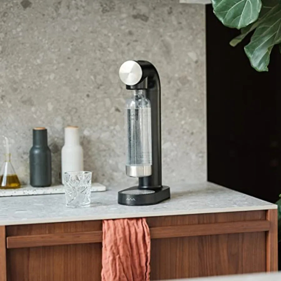Machine - Sparkling Water Maker Soda Maker with Metal Accents - BPA Free 1L Bottle - Cordless and Stylish Euro