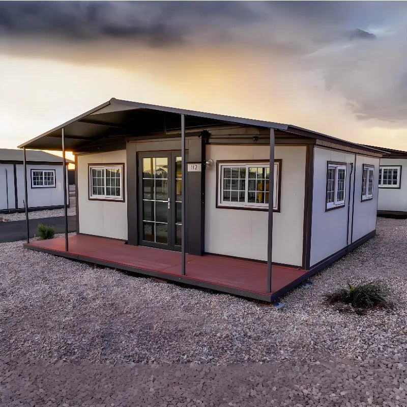 Woodgrain 20ft 40ft New Design Waterproof Prefab Expandable Container House 2 3 4 5 Bedroom Prefabricated Villa Mobile Home
