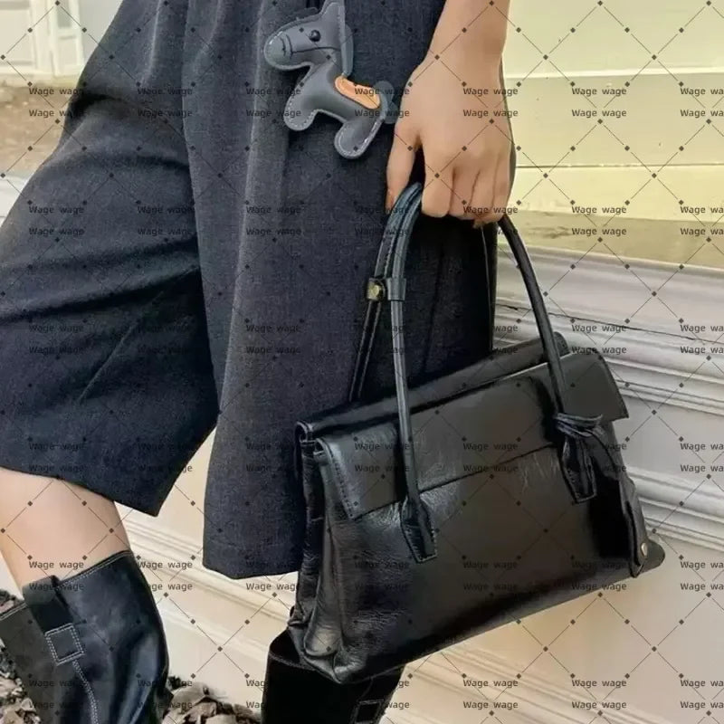 2026 New Designer bag Autumn Winter Distressed Oil Wax Leather Briefcase, Elegant Top-Handle Shoulder Bag, Timeless Sophisticate
